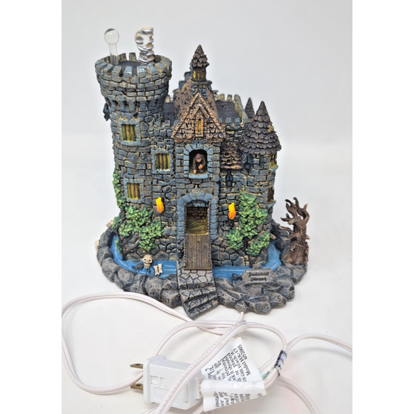 Hawthorne Village Frankenstein's Castle House Halloween Universal Monsters Read - Picture 1 of 6